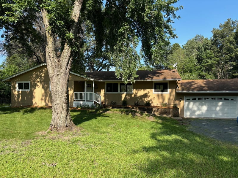 16410 Mackenzie St NE, Columbus, MN 55025