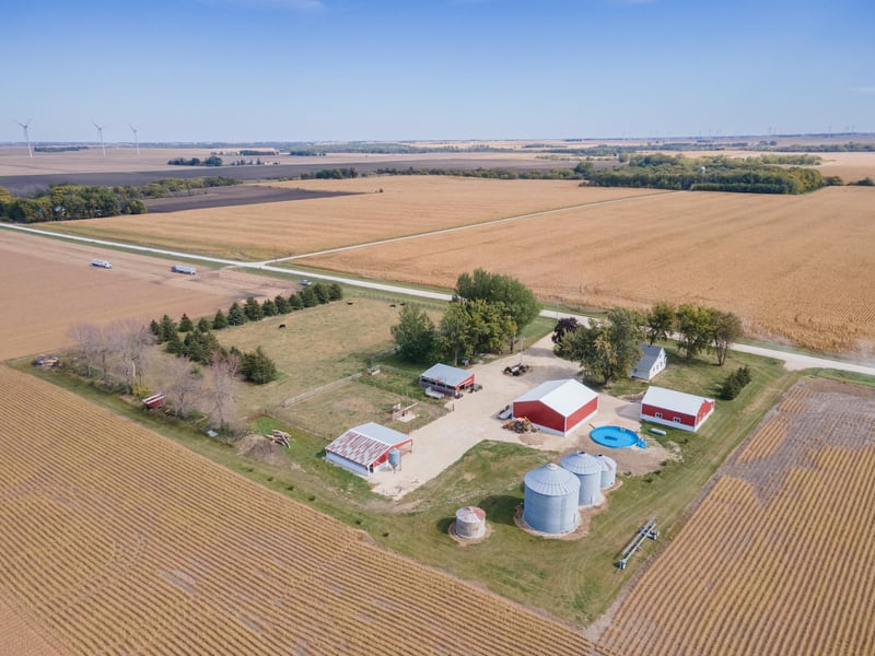 28209 NW 650th Ave, Sargeant, MN 55973
