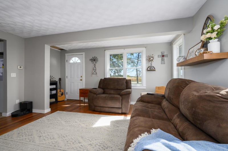 28209 NW 650th Ave, Sargeant, MN 55973