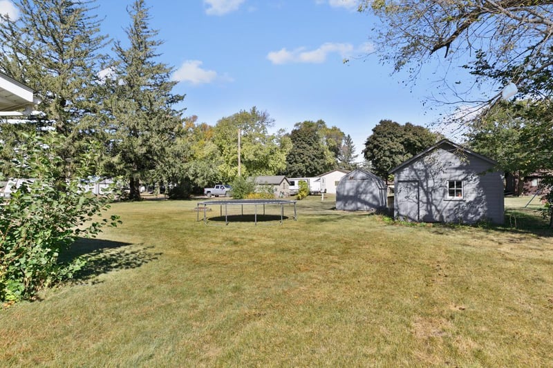 301 E Woodman St, Jeffers, MN 56145