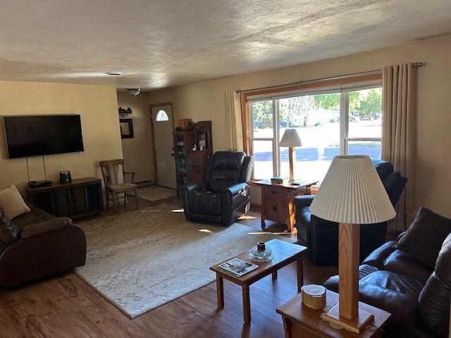 456 Cedar Ave, Westbrook, MN 56183