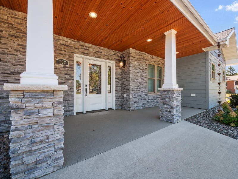 102 8th St N, Wheaton, MN 56296