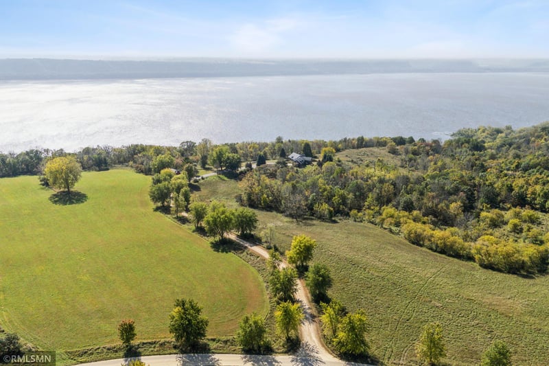 W4321 120th Ave, Maiden Rock, WI 54750