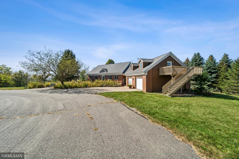 W4321 120th Ave, Maiden Rock, WI 54750