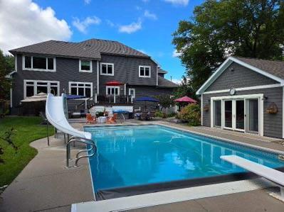 6629 Normandale Rd, Edina, MN 55435