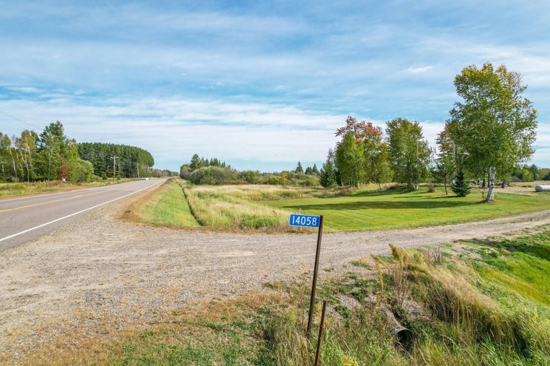 14058 County Road 25, Wawina, MN 55736