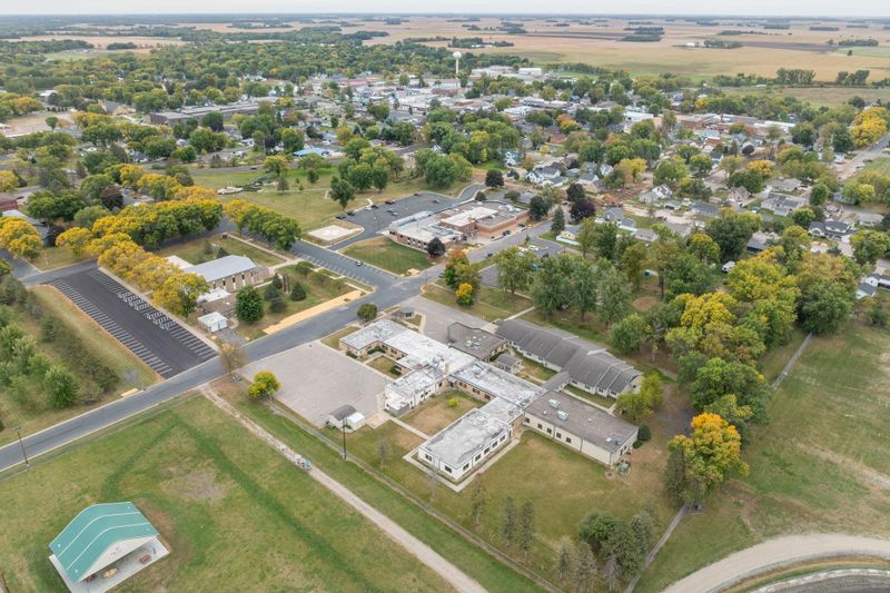 411 7th Ave NW, Arlington, MN 55307