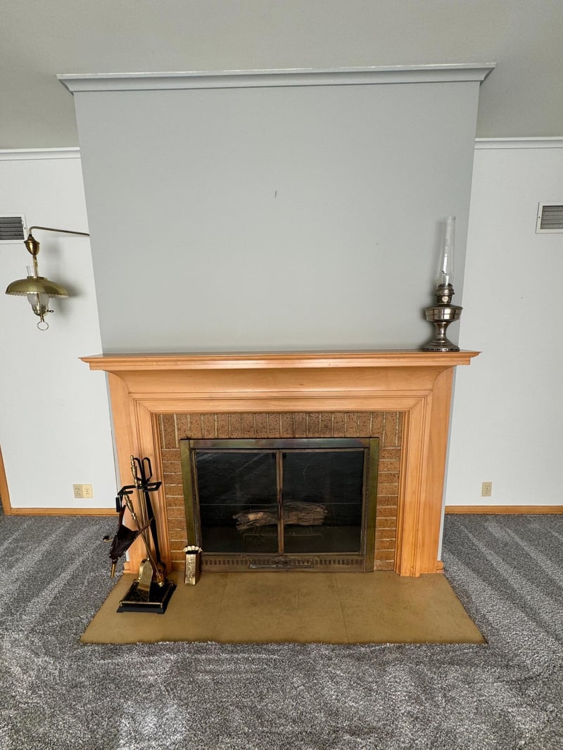 305 S Oak St, Hendricks, MN 56136
