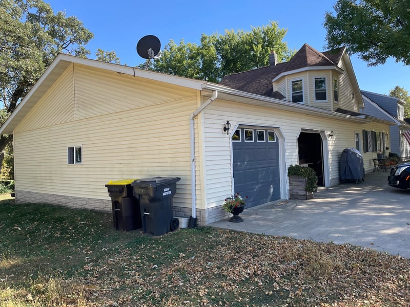 1002 Denmark Ave, Storden, MN 56174
