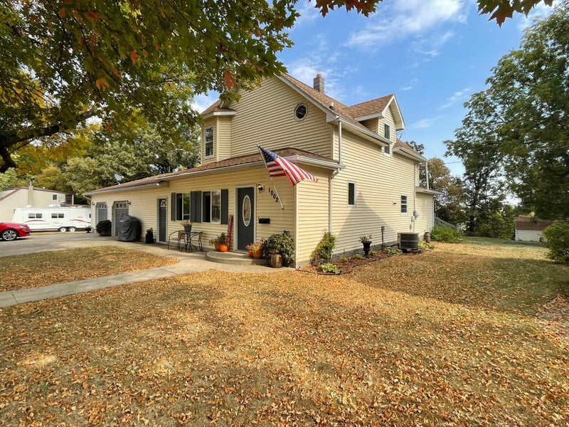 1002 Denmark Ave, Storden, MN 56174