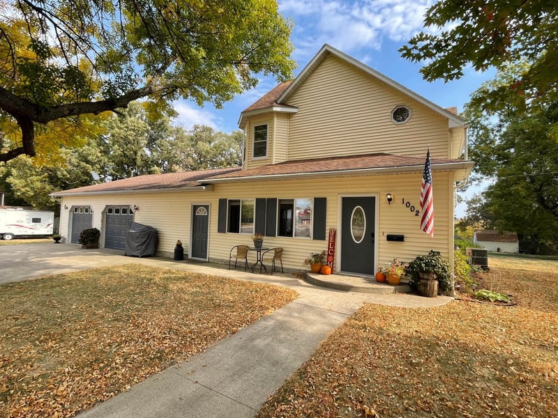 1002 Denmark Ave, Storden, MN 56174