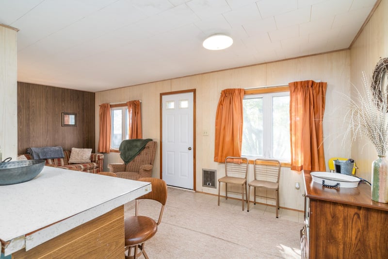14197 Maple Inn Rd SE, Mentor, MN 56736
