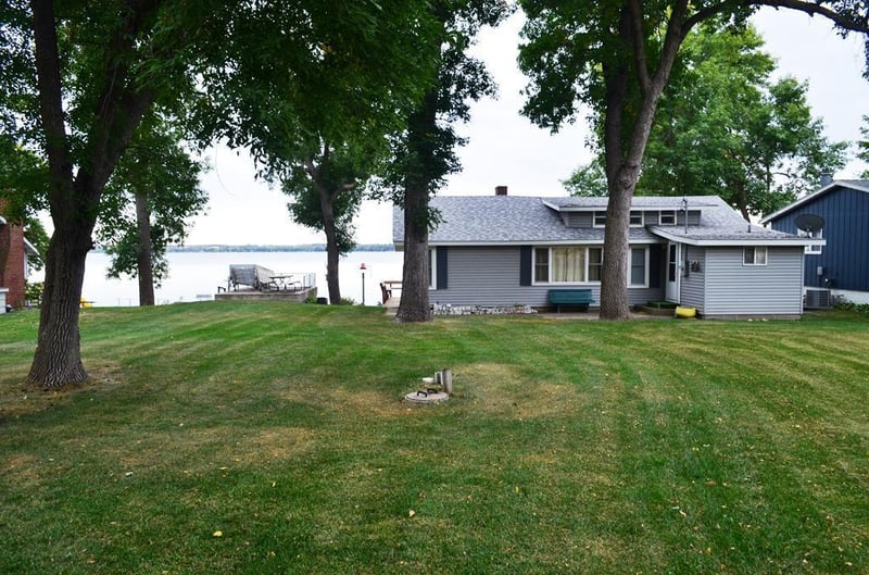 27569 N Shore Dr, Starbuck, MN 56381