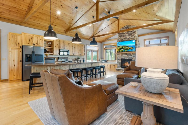 4665 Eaton Ave SE, Delano, MN 55328