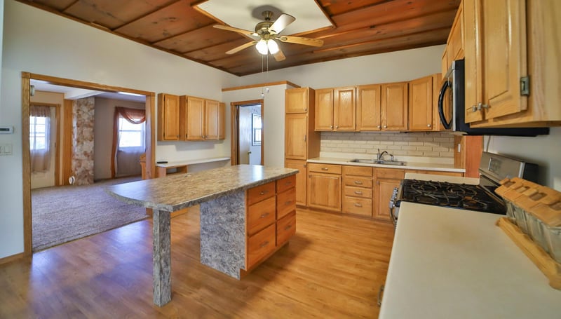 420 N Main St, Hewitt, MN 56453