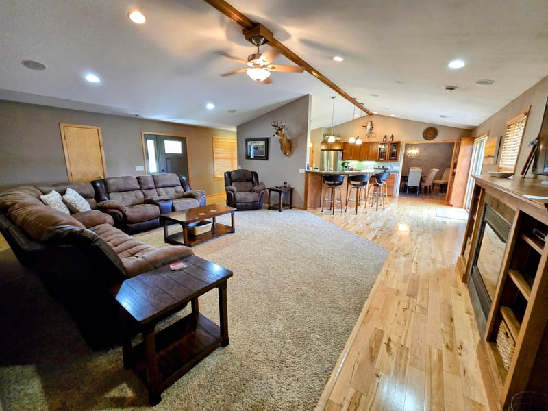 3001 State Highway 172 NW, Baudette, MN 56623