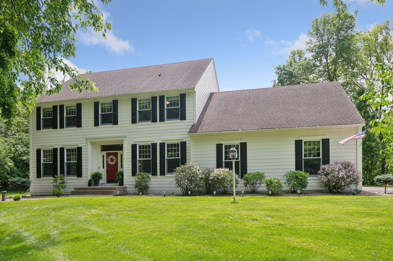 650 Gander Rd, Orono, MN 55391