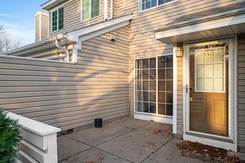 5975 Wedgewood Ln N #20, Minneapolis, MN 55446