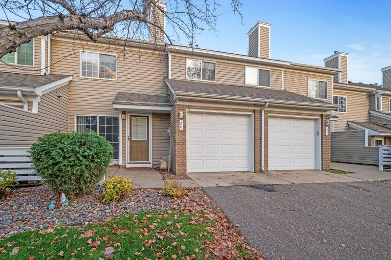 5975 Wedgewood Ln N #20, Minneapolis, MN 55446