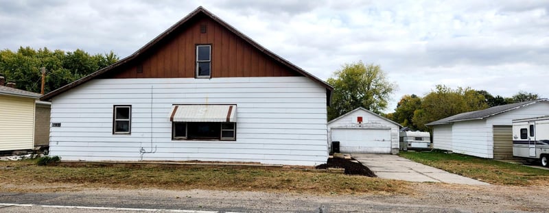 7363 7th Ave, New Auburn, MN 55366