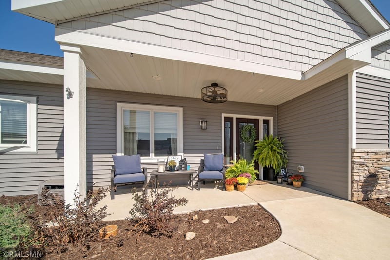 231 Prairie View Dr, Dennison, MN 55018
