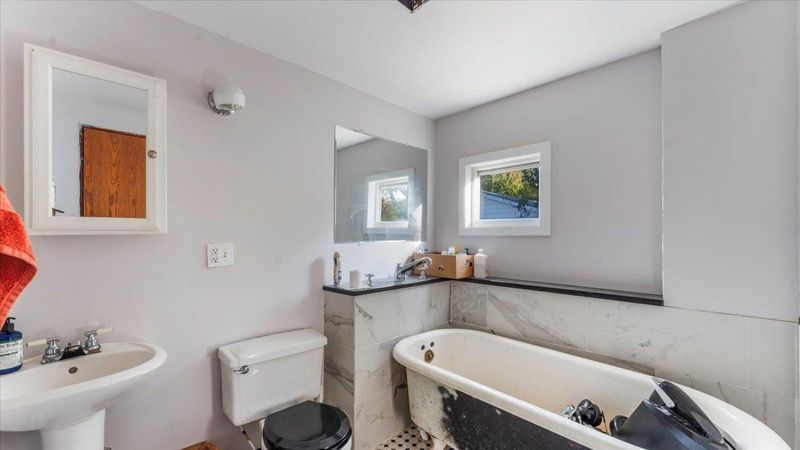 130 Division St N, Rice, MN 56367