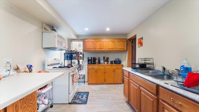 130 Division St N, Rice, MN 56367