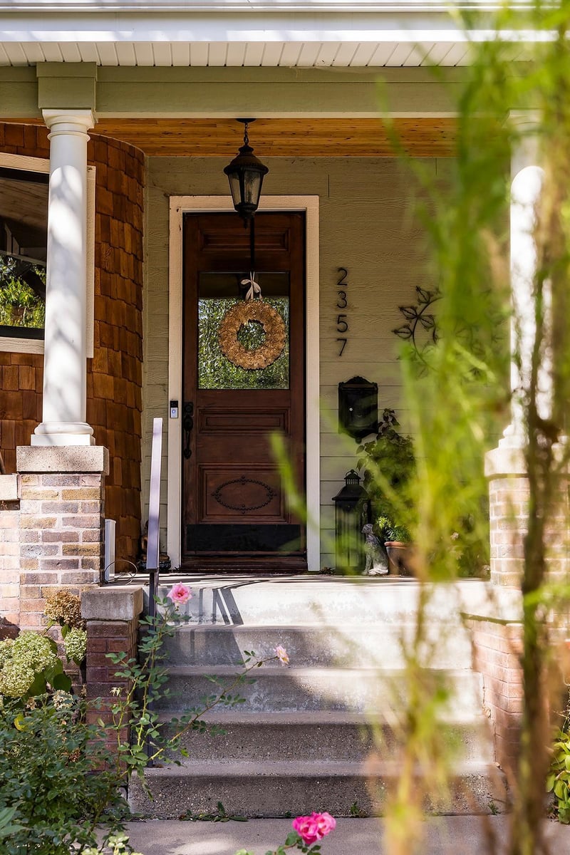 2357 Carter Ave, Saint Paul, MN 55108