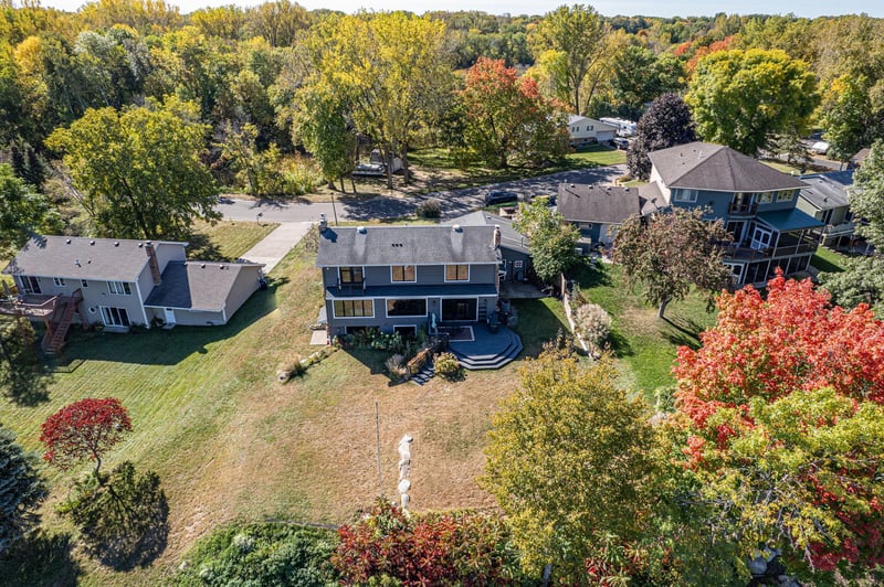 30995 Irene Ave, Lindstrom, MN 55045