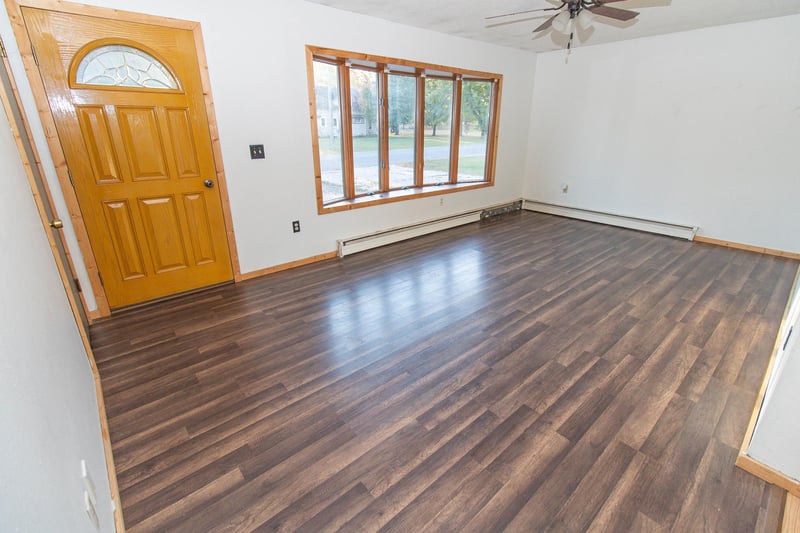 511 Western St, New Munich, MN 56356