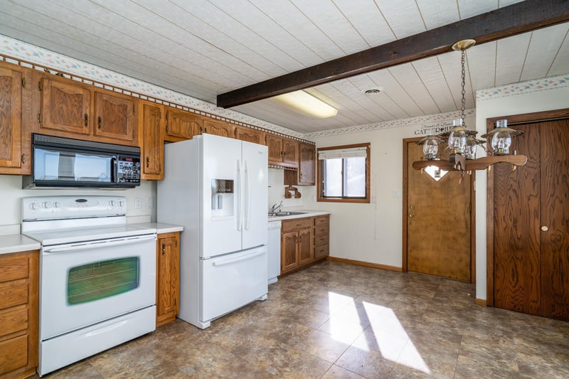 13422 Elmer Hanson Dr SE, Mentor, MN 56736