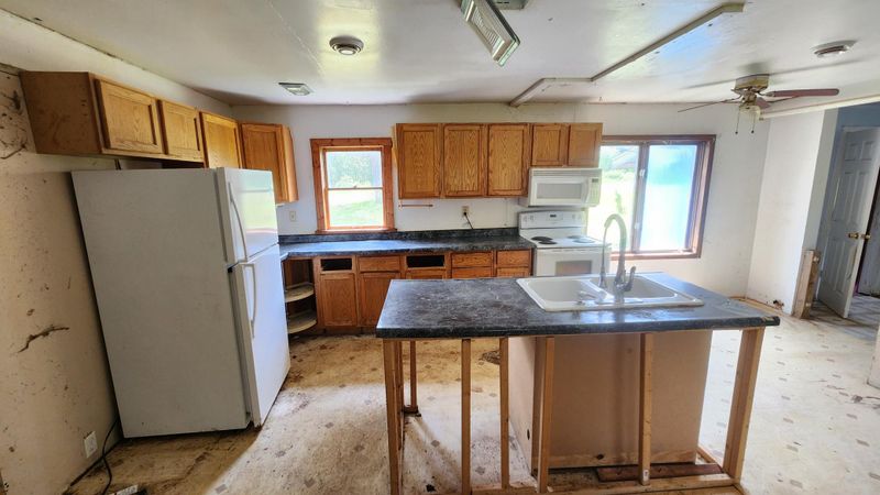 9447 E County Road T, Minong, WI 54859