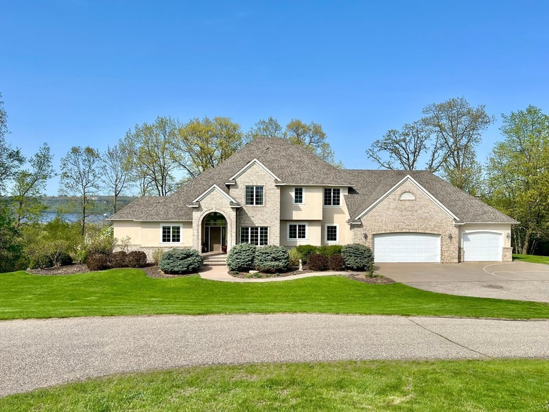 28350 Ridgeview Dr S, Red Wing, MN 55066