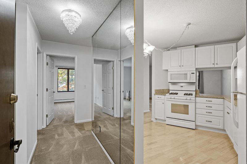 7500 Cahill Rd #202C, Edina, MN 55439