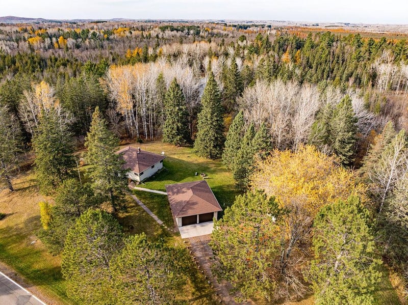 5443 Stark Rd, Duluth, MN 55810