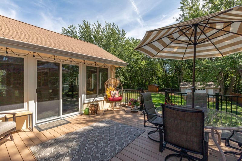 1472 Meadow Ln, Maple Plain, MN 55359