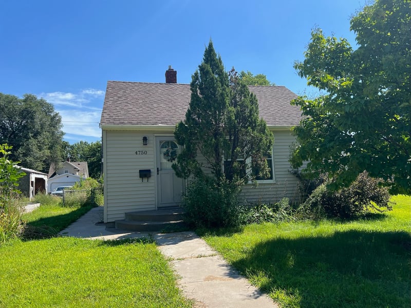 4750 Camden Ave N, Minneapolis, MN 55430