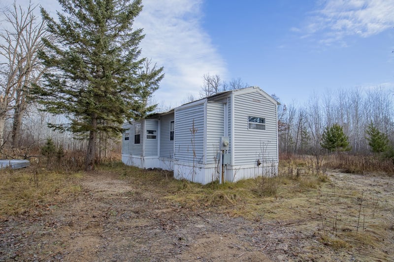 13780 500th St, Solway, MN 56678