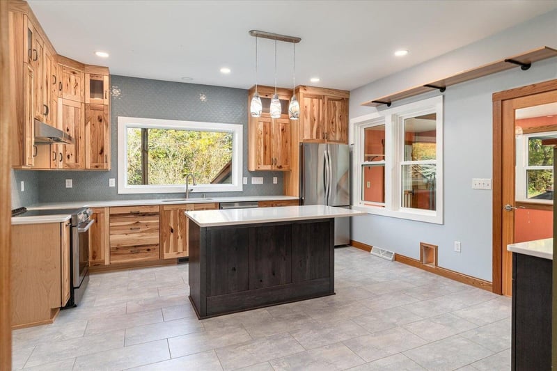 6080 State 16, Hokah, MN 55941
