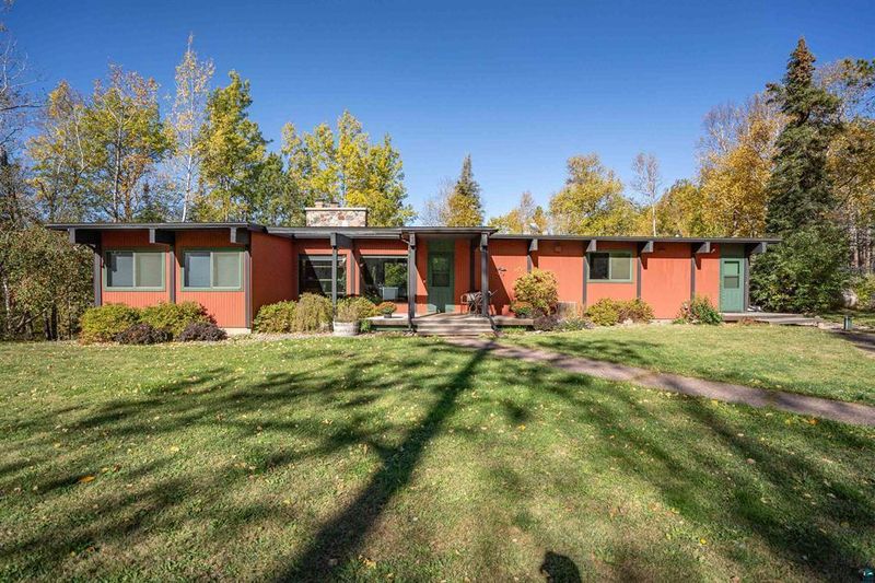 1700 Old North Shore Rd, Duluth, MN 55804