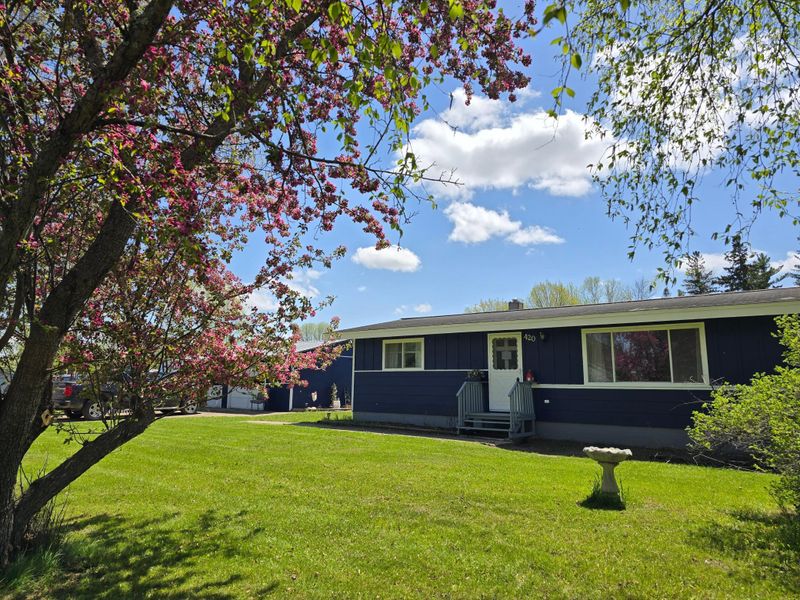 420 Maple Ave, Hill City, MN 55748