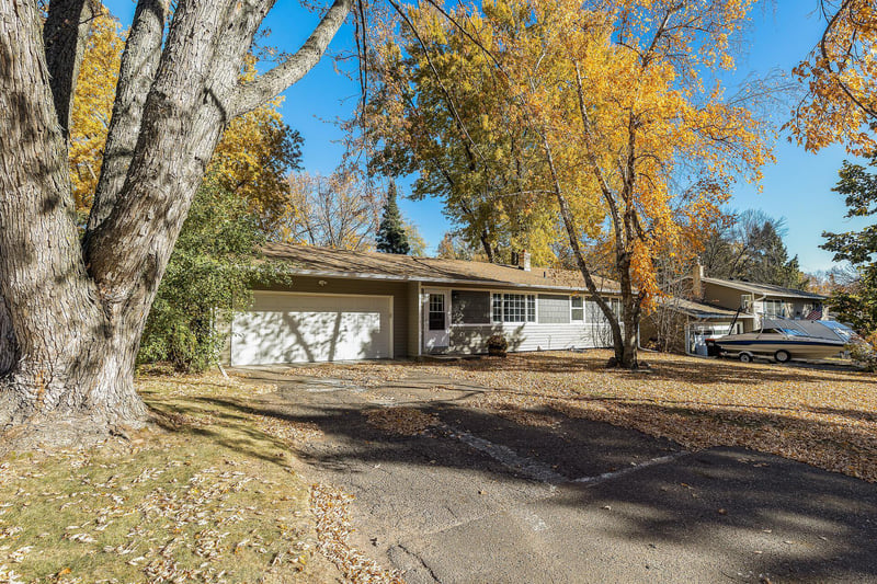 14224 57th St N, Oak Park Heights, MN 55082