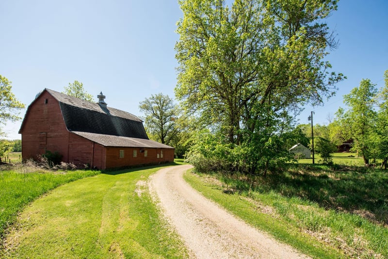 13297 County 82, Eagle Bend, MN 56446