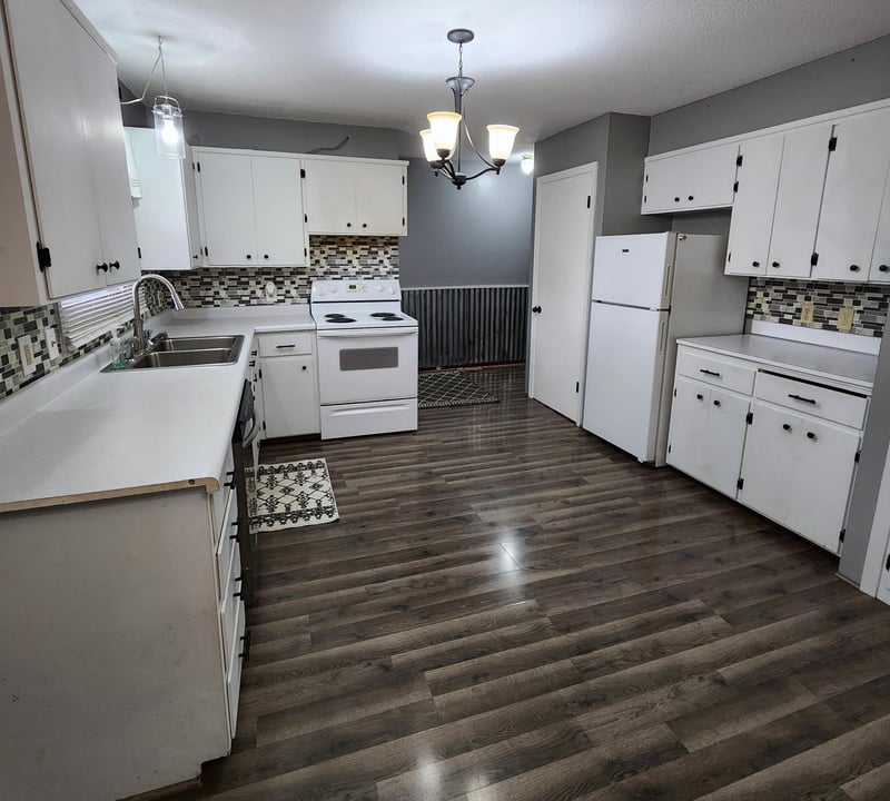 201 6th St, Danube, MN 56230