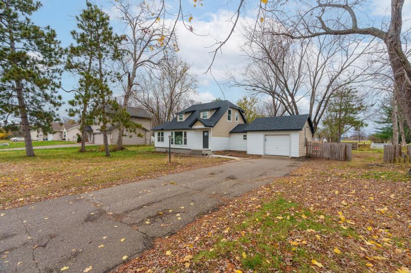 1326 Summit Ave, Saint Paul Park, MN 55071