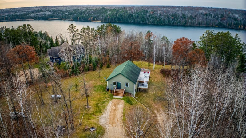 9741 Quetzal Dr, Solway, MN 56678