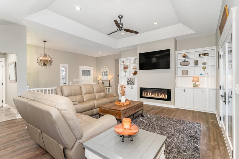 2719 Pine Ridge Blvd, Red Wing, MN 55066