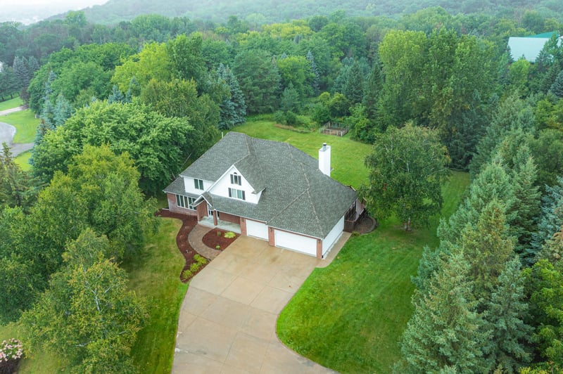 39 Oakridge Dr, Newport, MN 55055