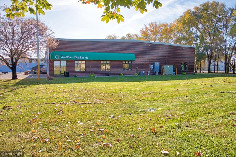 15725 Jarvis St NW, Elk River, MN 55330