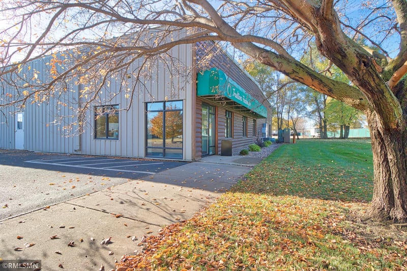 15725 Jarvis St NW, Elk River, MN 55330